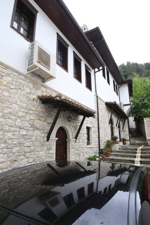 Boutique Muzaka Berat